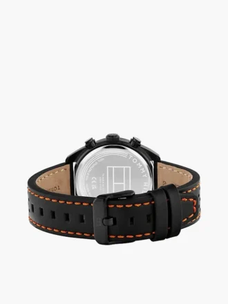 40 mm:n nahkahihnainen kronografikello