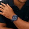 46 mm:n urheilukello silikonirannekkeella 46 mm:n urheilukello silikonirannekkeella
