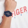 46 mm:n urheilukello silikonirannekkeella 46 mm:n urheilukello silikonirannekkeella