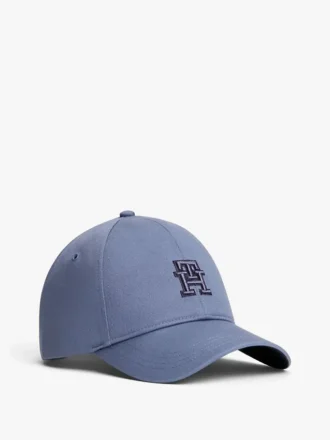 Brodeerattu monogrammi-baseball-lippalakit