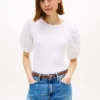 Brodeerattu silmukkapaita Brodeerattu silmukkapaita