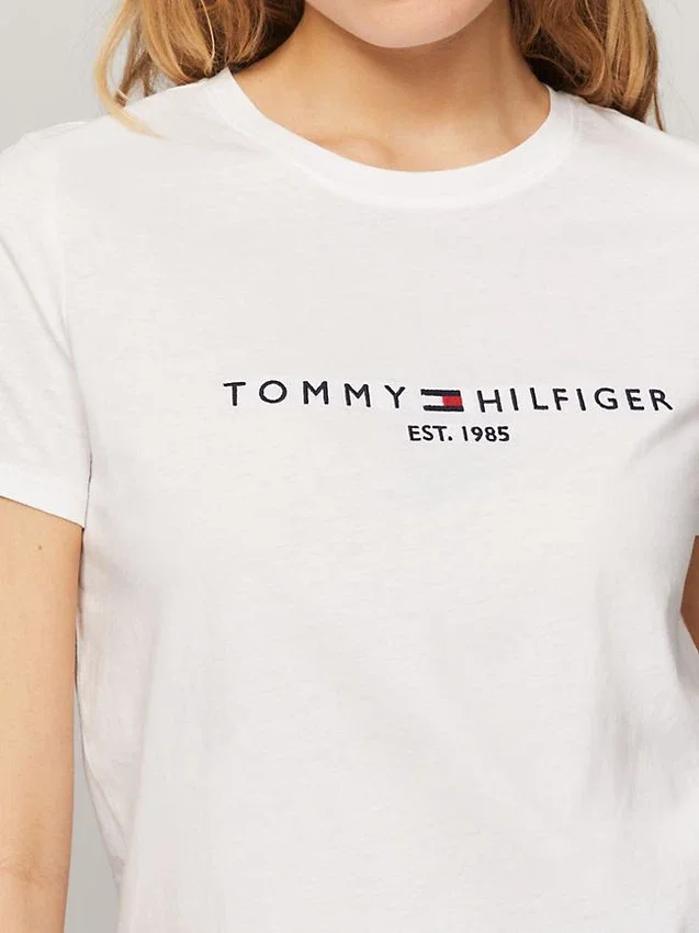 Brodeerattu Tommy-logolla varustettu T-paita Brodeerattu Tommy-logolla varustettu T-paita