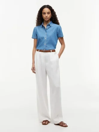 Chambray-paita, jossa on pussihihat