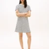 Chevron Stripe Interlock -mekko Chevron Stripe Interlock -mekko
