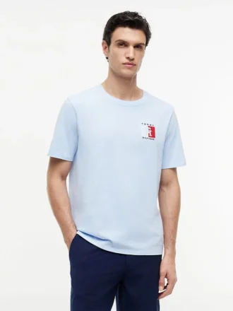 Colorblock-monogrammilogolla varustettu T-paita