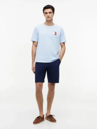 Colorblock-monogrammilogolla varustettu T-paita