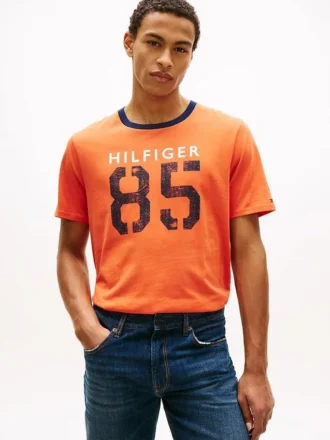 Hilfiger 85 -logopaita