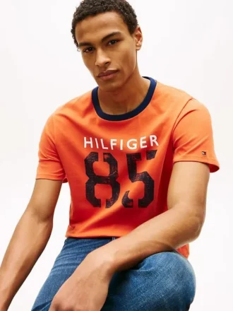 Hilfiger 85 -logopaita