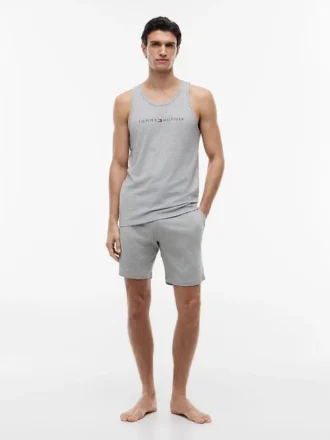 Hilfiger-logolla varustettu yöpaita