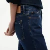 Keskikorkeat joustavat bootcut-farkut Keskikorkeat joustavat bootcut-farkut