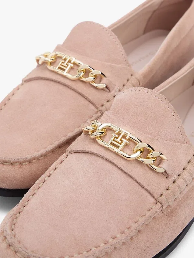Ketjulliset mokkanahkaiset loaferit Ketjulliset mokkanahkaiset loaferit