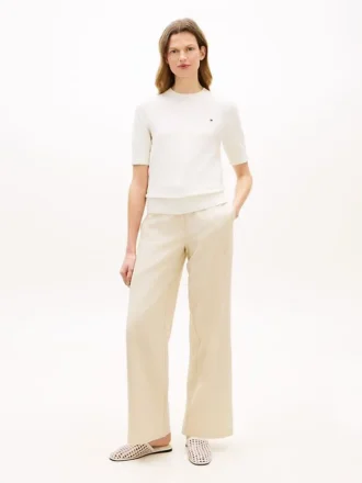 Kevyet twill-housut suorilla lahkeilla Kevyet twill-housut suorilla lahkeilla