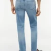 Kevyt joustava slim-fit-farkku Kevyt joustava slim-fit-farkku