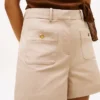 Kultapainikkeiset twill-taskushortsit Kultapainikkeiset twill-taskushortsit