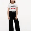 Lasten Tommy x Cadillac F1® Team Chevron -T-paita Lasten Tommy x Cadillac F1® Team Chevron -T-paita