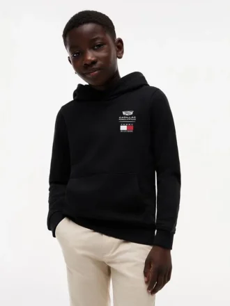 Lasten Tommy x Cadillac F1® Team -logohuppari