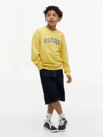 Lasten Varsity-logohuppari