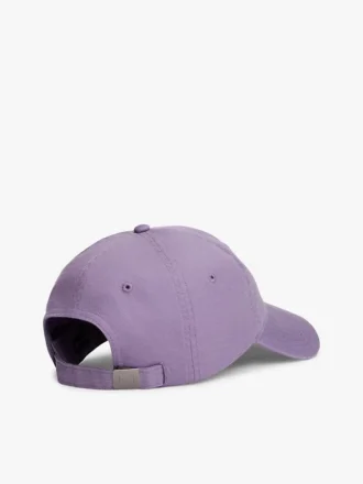 Lippulogolla varustettu baseball-lippalaki