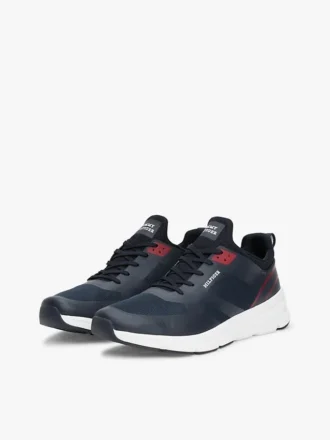 Mixed Media Runner -lenkkari