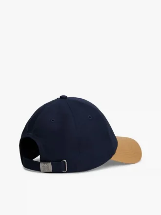 Monogram-logolla varustettu baseball-lippalaki