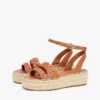 Nahkaiset kierrehihnaiset espadrillot Nahkaiset kierrehihnaiset espadrillot