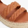 Nahkaiset kierrehihnaiset espadrillot Nahkaiset kierrehihnaiset espadrillot