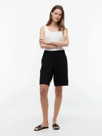 Pellava-sekoitteiset 28 cm:n bermudashortsit Pellava-sekoitteiset 28 cm:n bermudashortsit