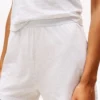 Racerback-toppi ja shortsit Racerback-toppi ja shortsit