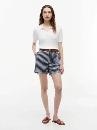 Raidalliset chino-shortsit
