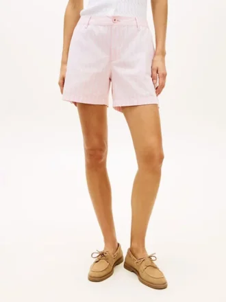 Raidalliset chino-shortsit