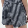 Raidalliset chino-shortsit Raidalliset chino-shortsit
