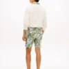 Regular Fit 7″ Tropical Print Shortsit Regular Fit 7″ Tropical Print Shortsit