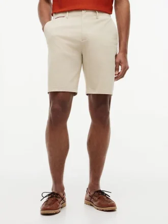 Regular Fit 9″ Comfort Waist Tommy Short