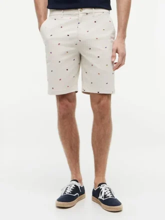 Regular Fit 9″ Sailing Flag Print Shortsit