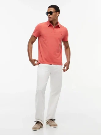 Regular Fit -mallinen, vaatteena värjätty Crest-polo Regular Fit -mallinen, vaatteena värjätty Crest-polo