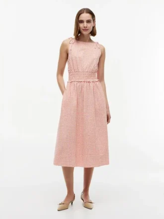 Rypytetty gingham-seersucker-midimekko Rypytetty gingham-seersucker-midimekko