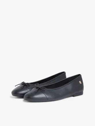 Sileä nahkainen ballerina