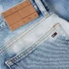 Tommy Jeans -denimshortsit, käänteiset lahkeet
