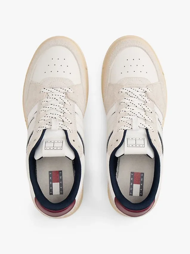 Tommy Jeans -mokkanahkaiset cupsole-lenkkarit Tommy Jeans -mokkanahkaiset cupsole-lenkkarit