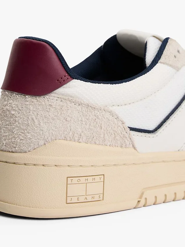 Tommy Jeans -mokkanahkaiset cupsole-lenkkarit Tommy Jeans -mokkanahkaiset cupsole-lenkkarit