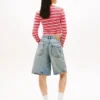 Tommy Jeans Slim Fit -raidallinen neuletakki Tommy Jeans Slim Fit -raidallinen neuletakki