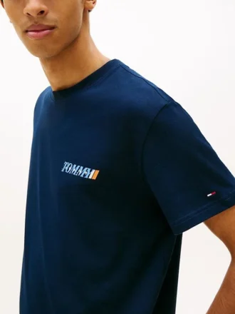 Tommy Jeans -T-paita takalogolla