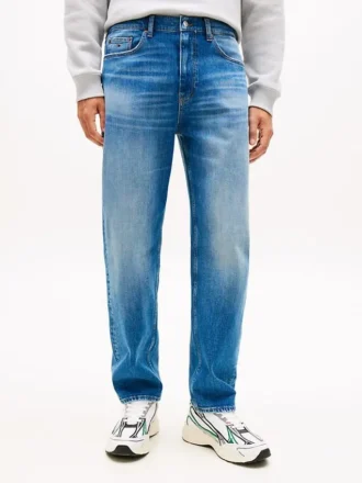 Tommy Jeans Tapered Straight -farkut Tommy Jeans Tapered Straight -farkut