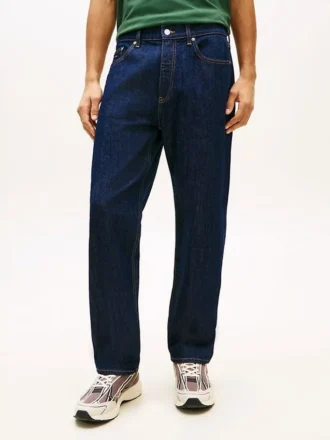 Tommy Jeans Tapered Straight -farkut Tommy Jeans Tapered Straight -farkut