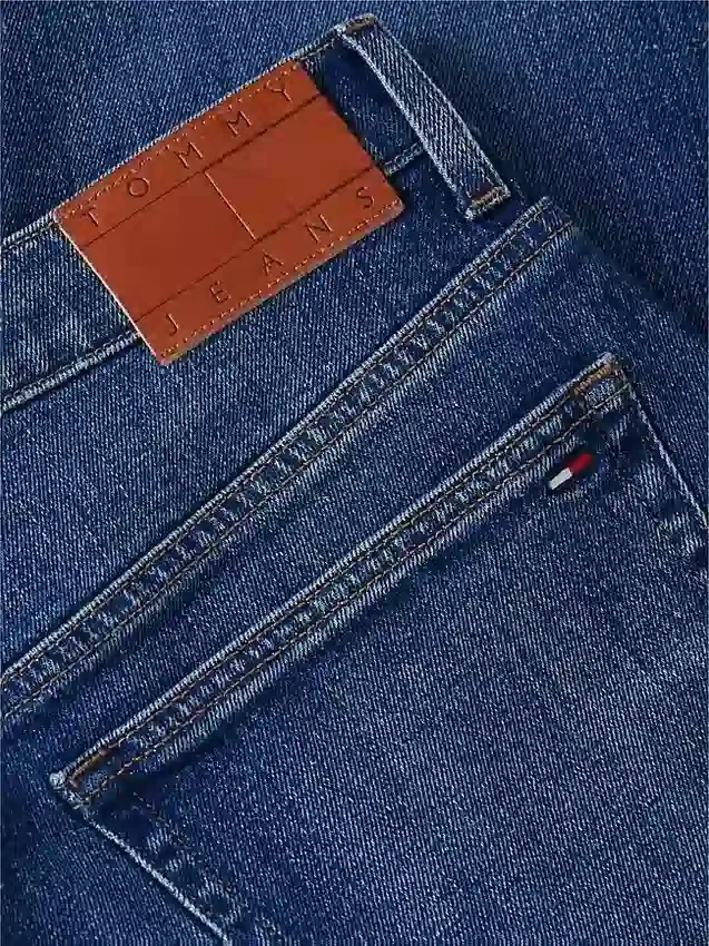 Tommy Jeans Tapered Straight -farkut Tommy Jeans Tapered Straight -farkut