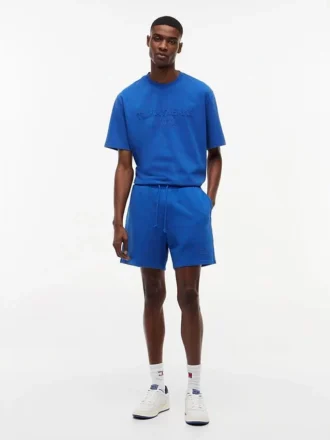 Tommy Jeans -vaatevärjätyt rantashortsit