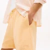 Tommy Jeans -vaatevärjätyt rantashortsit Tommy Jeans -vaatevärjätyt rantashortsit