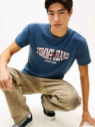 Tommy Jeans Wavy Flag Logo T-paita