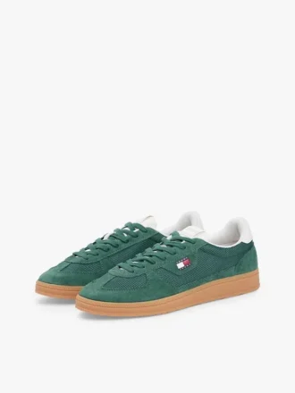 Tommy Jeansin eri tekstuureista koostuvat skater-lenkkarit