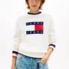 Tommy Jeansin lippulogolla koristeltu neule Tommy Jeansin lippulogolla koristeltu neule